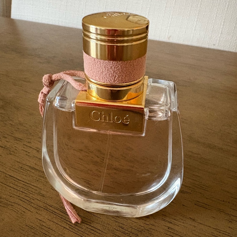 Chloé Nomade perfume